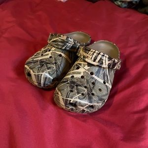 Duck Camo crocs